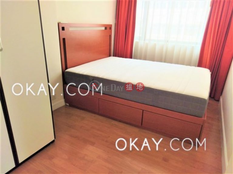 Nicely kept 2 bedroom on high floor with rooftop | Rental