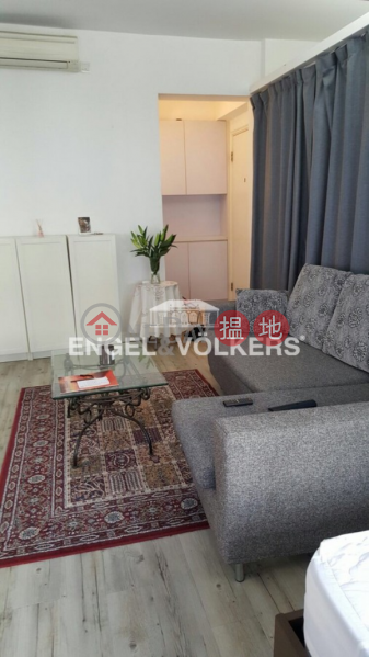 Studio Flat for Rent in Wan Chai