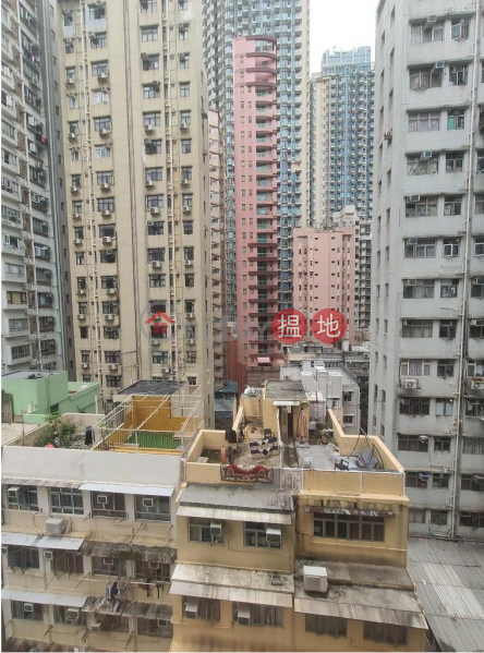  Flat for Rent in Kam Shing Building, Wan Chai