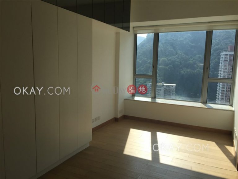 Charming 1 bedroom on high floor with balcony | Rental