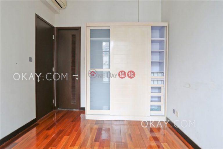 Generous 1 bedroom in Wan Chai | For Sale