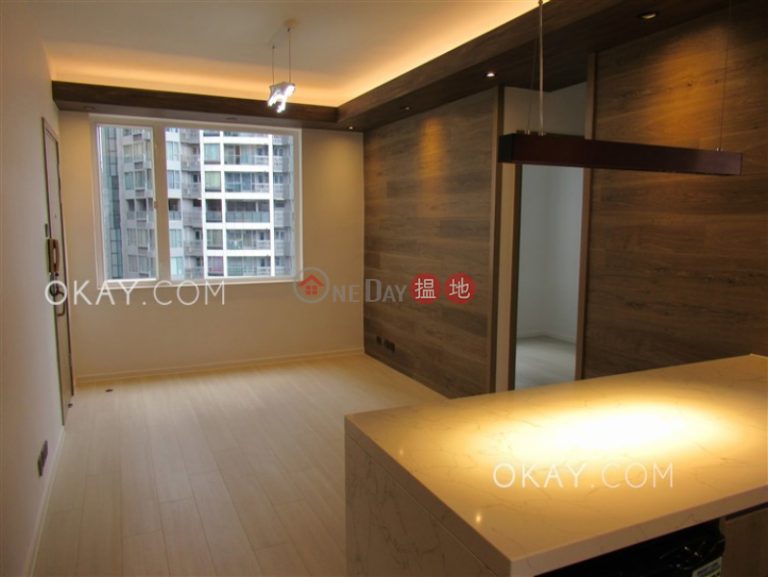 Practical 2 bedroom on high floor with balcony | Rental