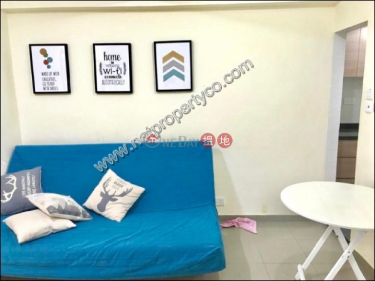 Furnished 2-bedroom flat for rent in Wan Chai