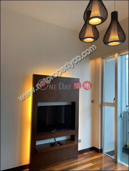 1-bedroom flat with balcony for rent in Wan Chai