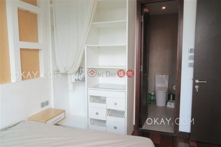 Charming 1 bedroom on high floor with balcony | Rental