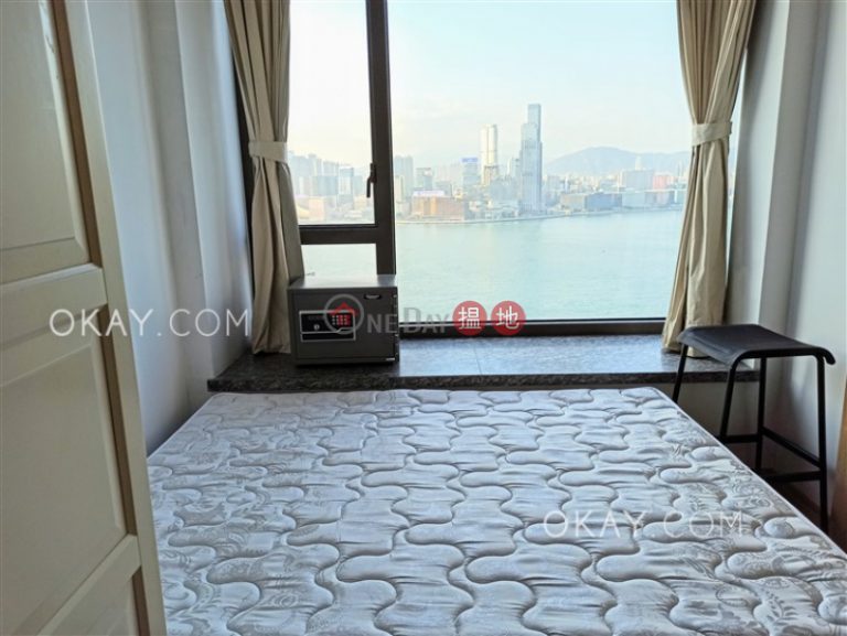 Gorgeous 1 bed on high floor with sea views & balcony | For Sale