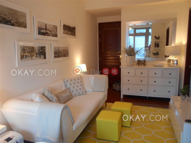 Charming 2 bedroom on high floor with balcony | Rental