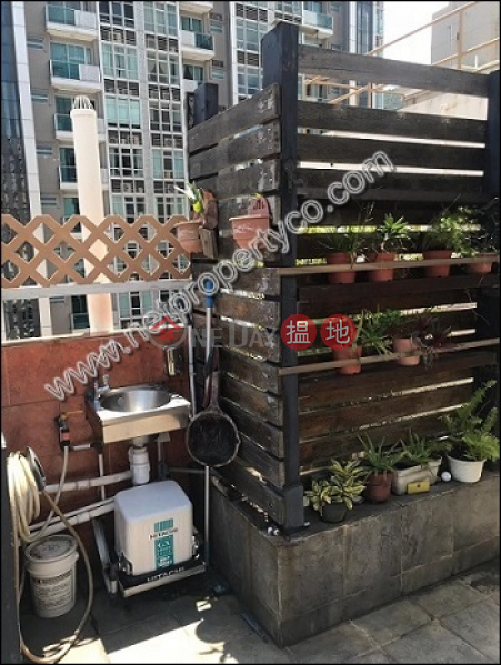 Unit with rooftop for sale with lease in Wan Chai