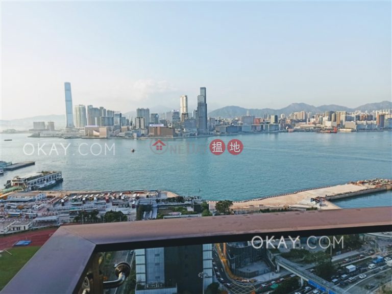 Gorgeous 1 bed on high floor with sea views & balcony | For Sale