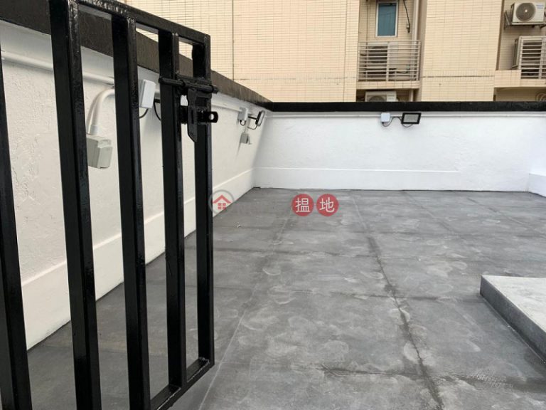  Flat for Rent in Chun Fai Building, Wan Chai