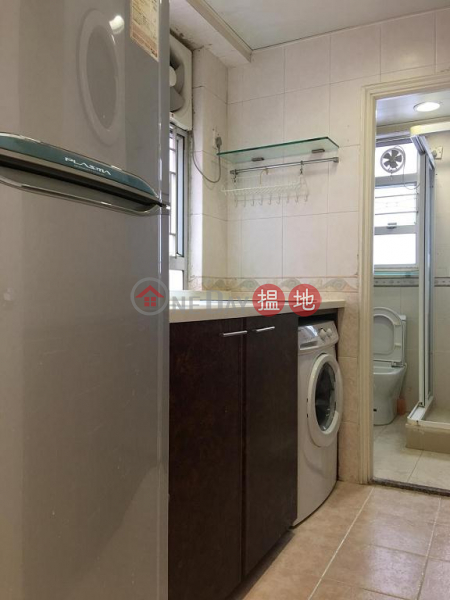  Flat for Rent in Yau Tak Building, Wan Chai