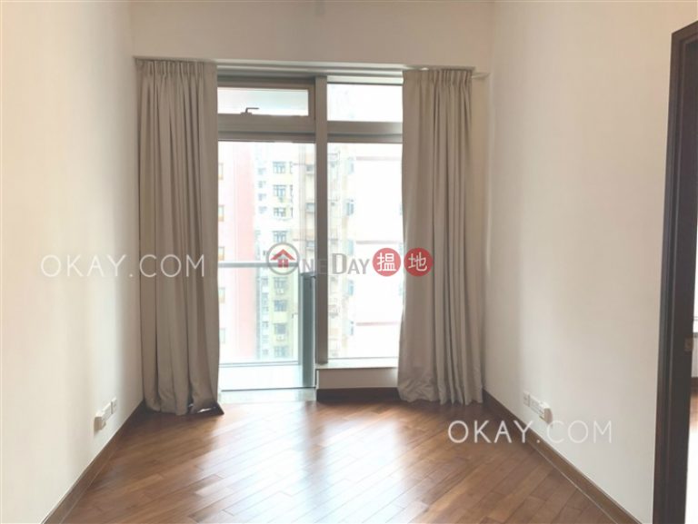 Nicely kept 1 bedroom with balcony | For Sale