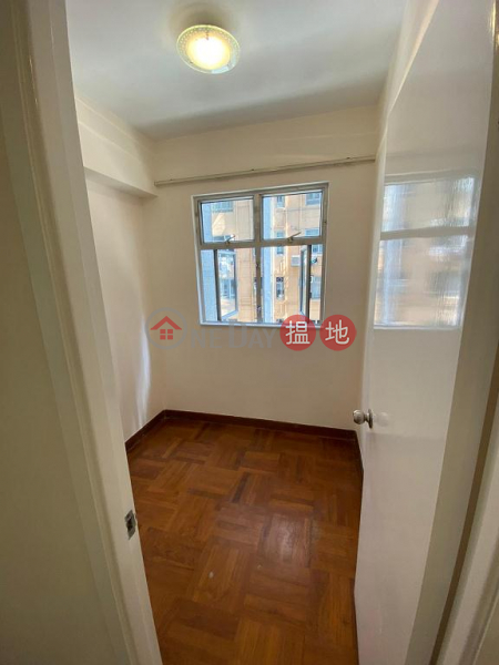  Flat for Sale in Dandenong Mansion, Wan Chai