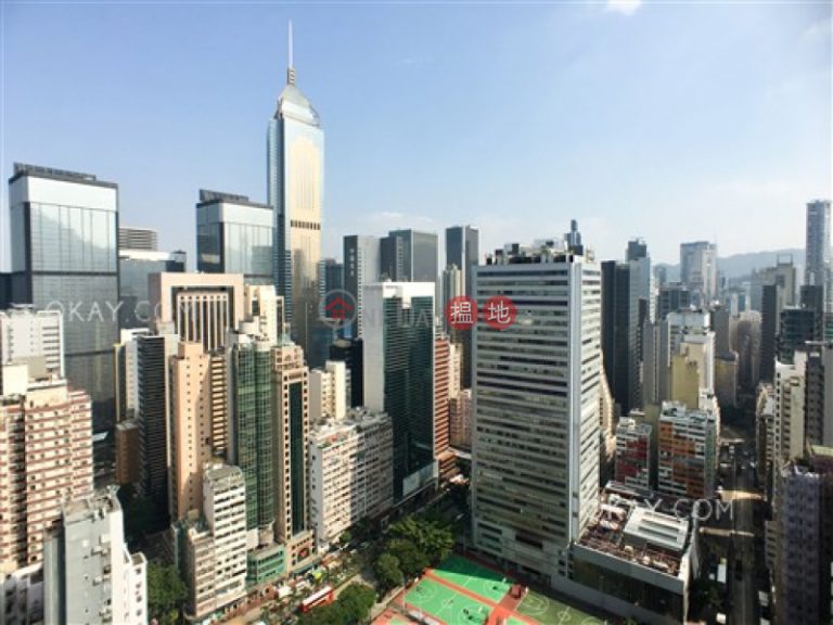 2房1廁,極高層,露台《嘉薈軒出租單位》