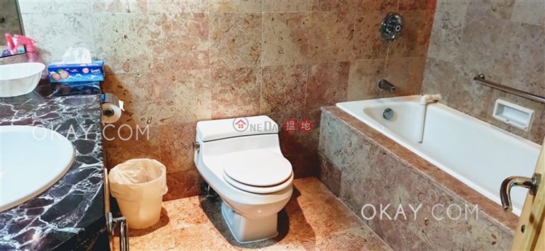 2房2廁,極高層,海景,星級會所《會展中心會景閣出租單位》