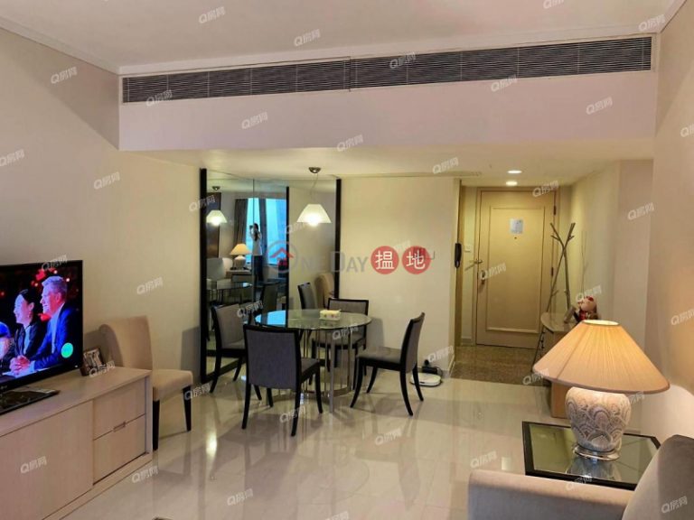 Convention Plaza Apartments | 1 bedroom High Floor Flat for Rent