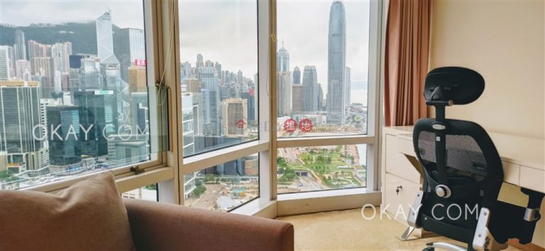 2房2廁,極高層,海景,星級會所《會展中心會景閣出租單位》