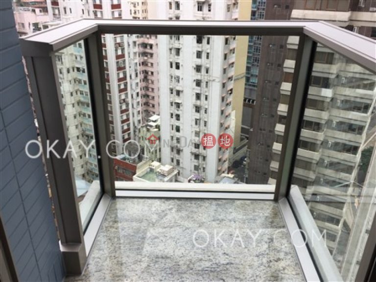 Nicely kept 1 bedroom with balcony | For Sale