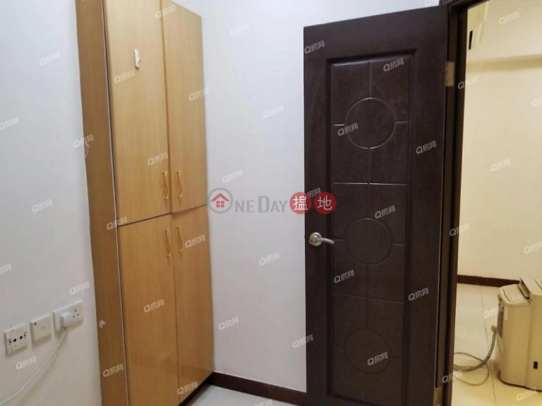 Cheong Ip Building | 2 bedroom Low Floor Flat for Rent