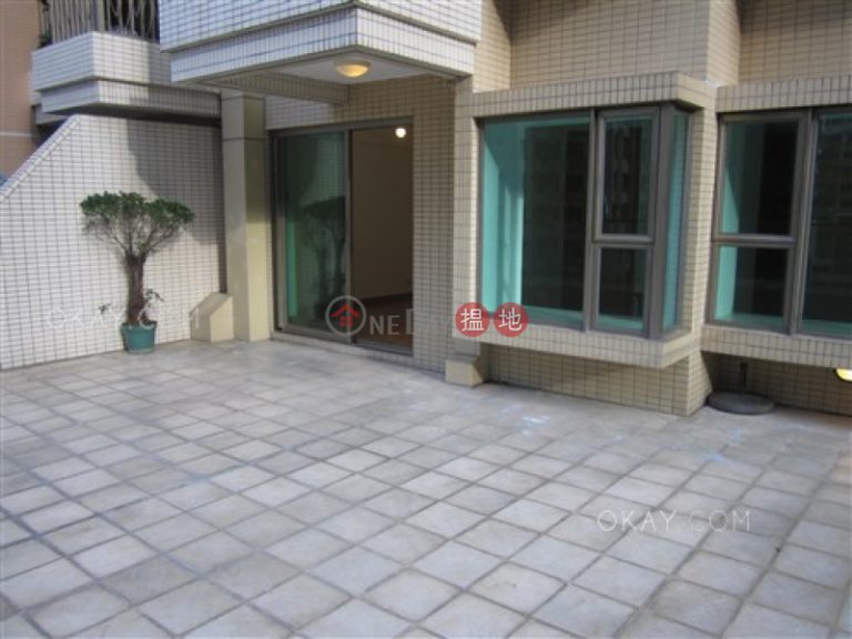 Nicely kept 2 bedroom with terrace | For Sale