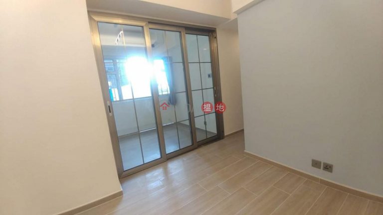  Flat for Rent in Tonnochy Towers, Wan Chai
