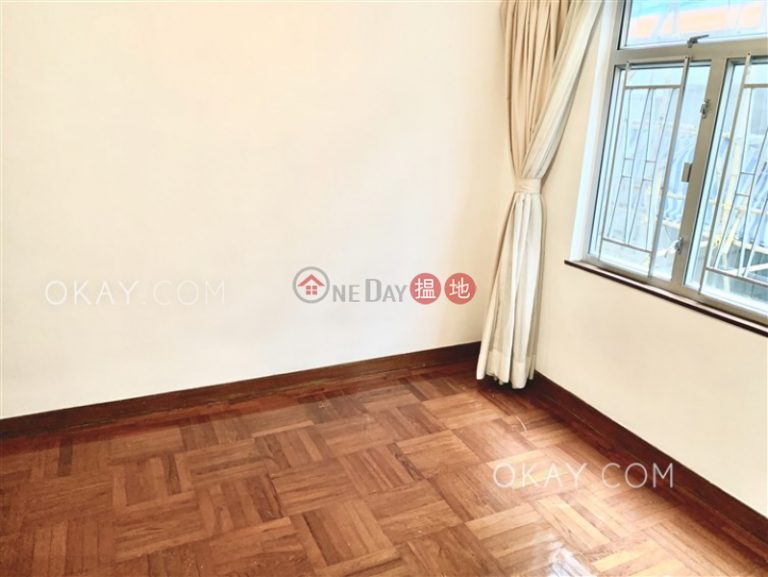 Efficient 3 bedroom with balcony & parking | For Sale