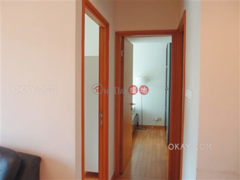 Intimate 2 bedroom on high floor with balcony | Rental