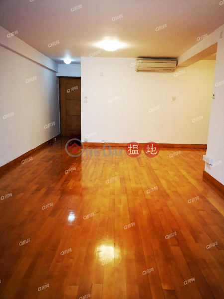 Block 5 Phoenix Court | 3 bedroom Low Floor Flat for Rent