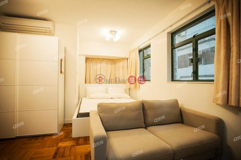 Able Building |  Mid Floor Flat for Rent