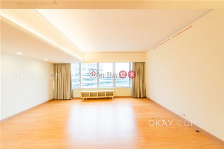 1房1廁,極高層,海景,星級會所《會展中心會景閣出租單位》