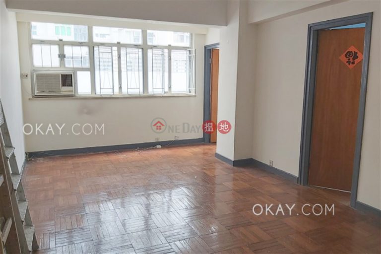 Elegant 3 bedroom in Wan Chai | For Sale