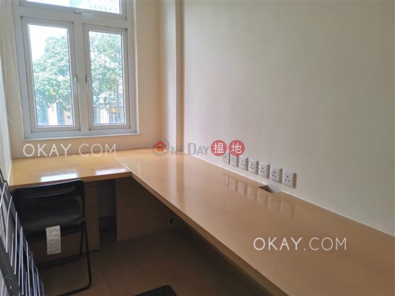 Lovely 1 bedroom with terrace | For Sale
