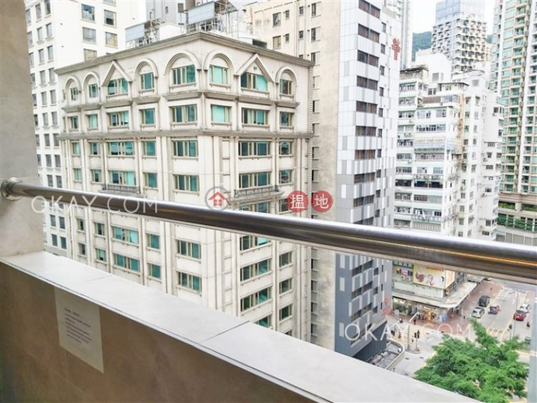 Charming 3 bedroom on high floor with balcony | Rental