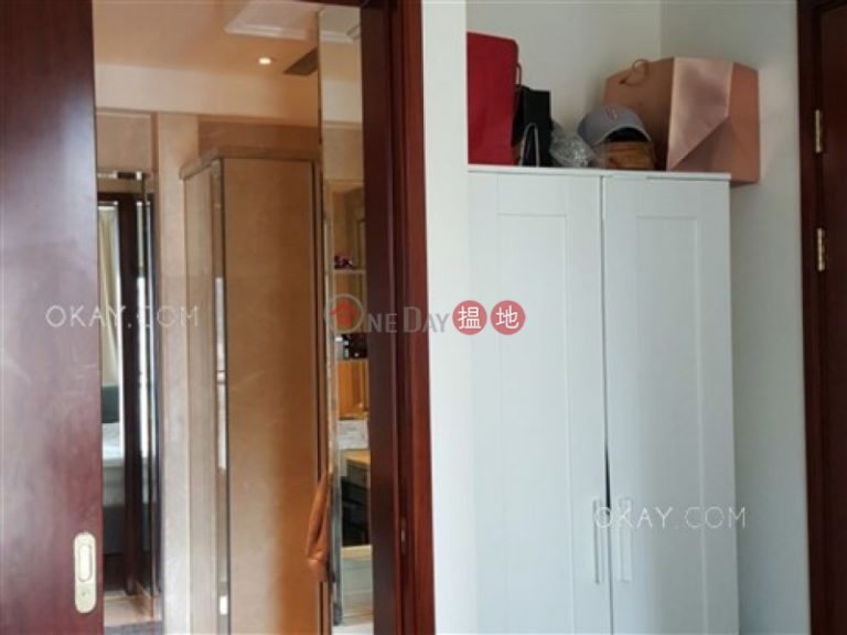 Gorgeous 1 bedroom with balcony | For Sale