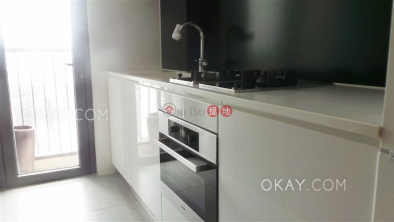 Nicely kept 2 bedroom on high floor with balcony | Rental