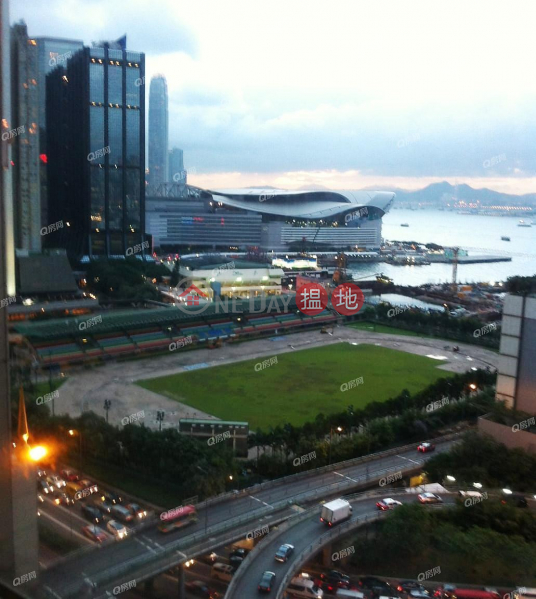 無敵海景，品味裝修，市場罕有，四通八達《海聯大廈買賣盤》