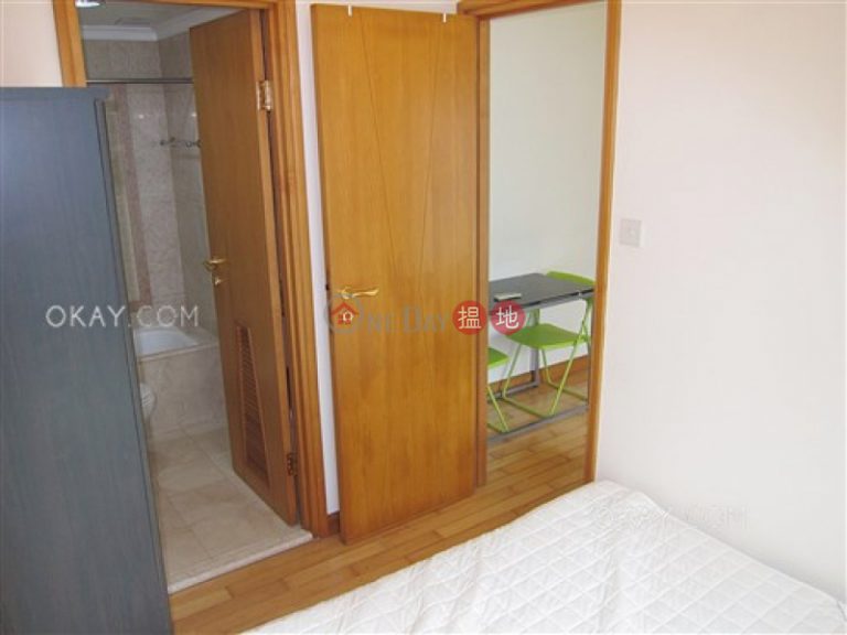 Charming 1 bedroom on high floor | For Sale