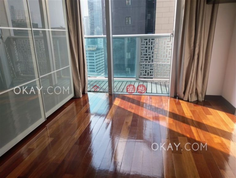 Nicely kept 2 bedroom on high floor with balcony | For Sale