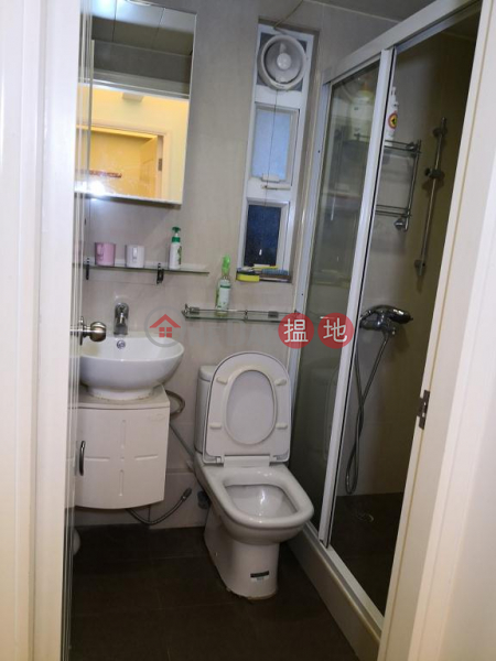  Flat for Sale in Mountain View Mansion, Wan Chai