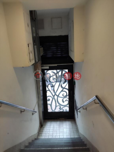  Flat for Sale in Lok Go Building, Wan Chai