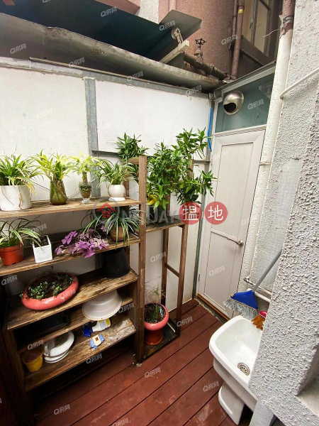 Hing Bong Mansion | 2 bedroom Low Floor Flat for Sale