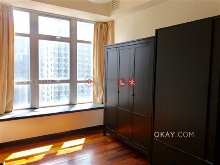 Popular 2 bedroom on high floor | For Sale