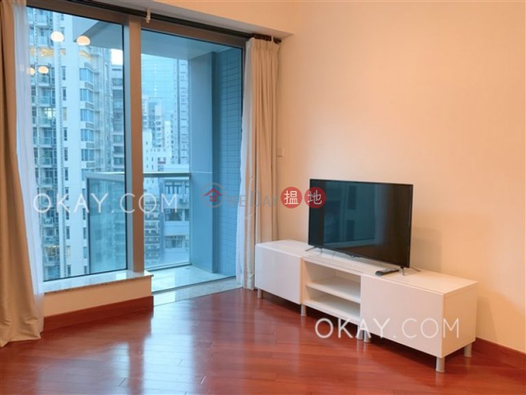 Gorgeous 1 bedroom with balcony | For Sale