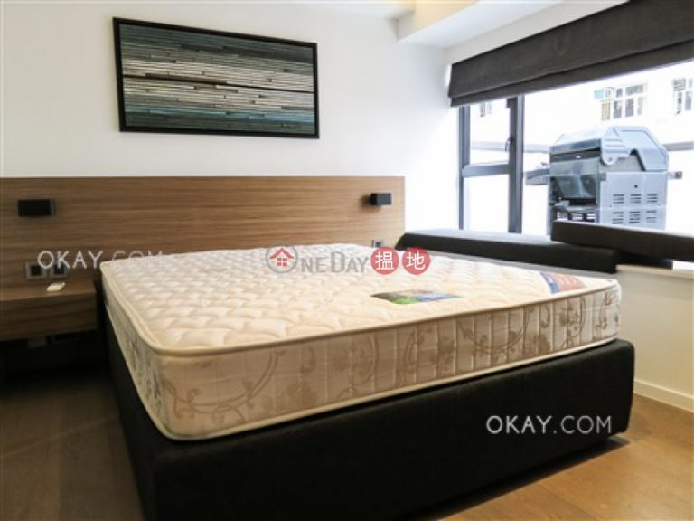 Tasteful 1 bedroom with terrace | Rental