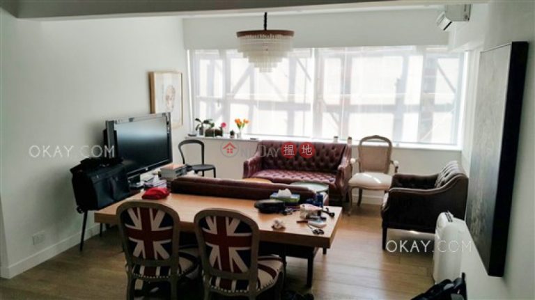 Popular 3 bedroom in Wan Chai | For Sale