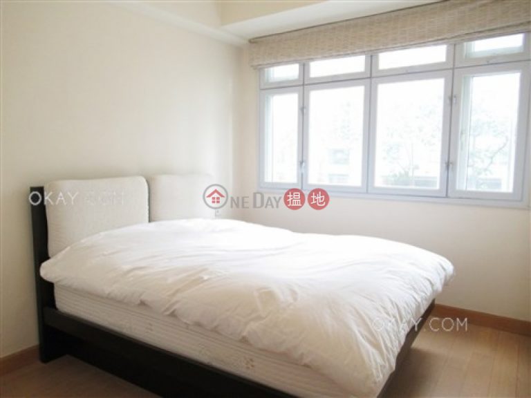 Intimate 1 bedroom with terrace | Rental