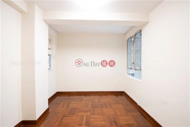 Efficient 3 bedroom with balcony & parking | For Sale