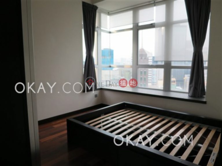 Popular 1 bed on high floor with sea views & balcony | Rental