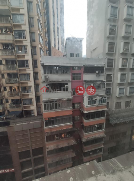  Flat for Sale in Hung Yip Building, Wan Chai