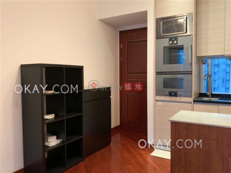 Gorgeous 1 bedroom with balcony | For Sale